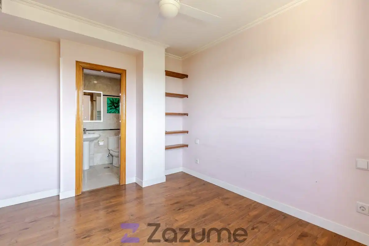 Habitación de Piso de alquiler en Madrid con Aire acondicionado, Calefacción y Piscina