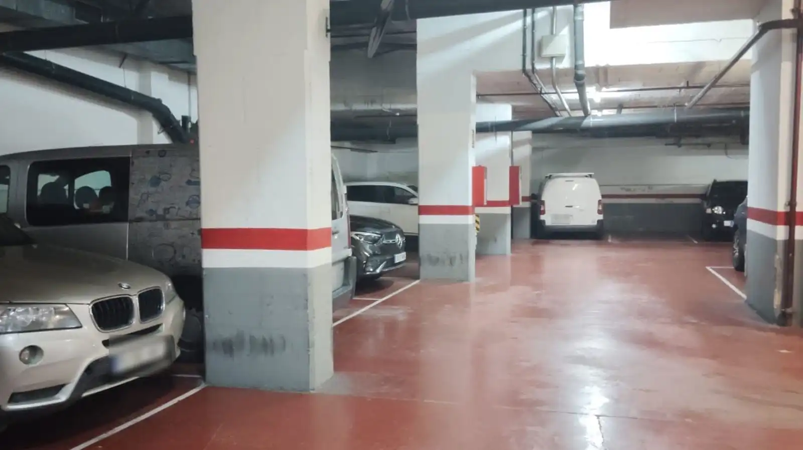Parkplatz von Garage zur Miete in Barcelona