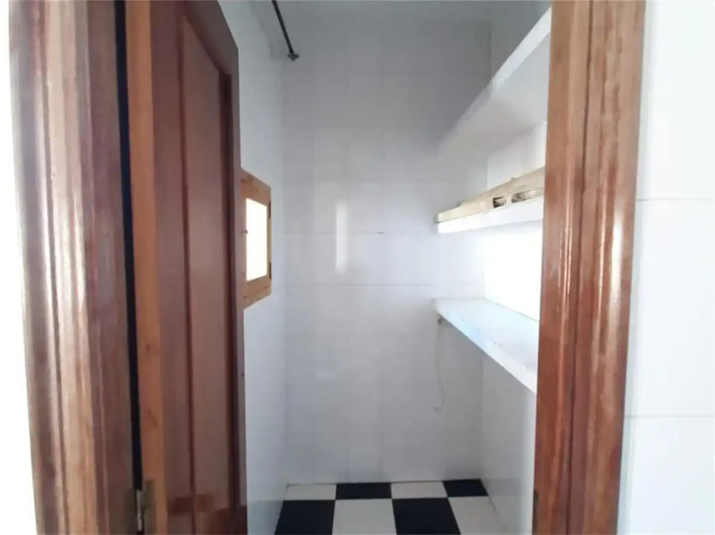 Baño de Piso en venta en Puente de Génave con Aire acondicionado, Trastero y Balcón