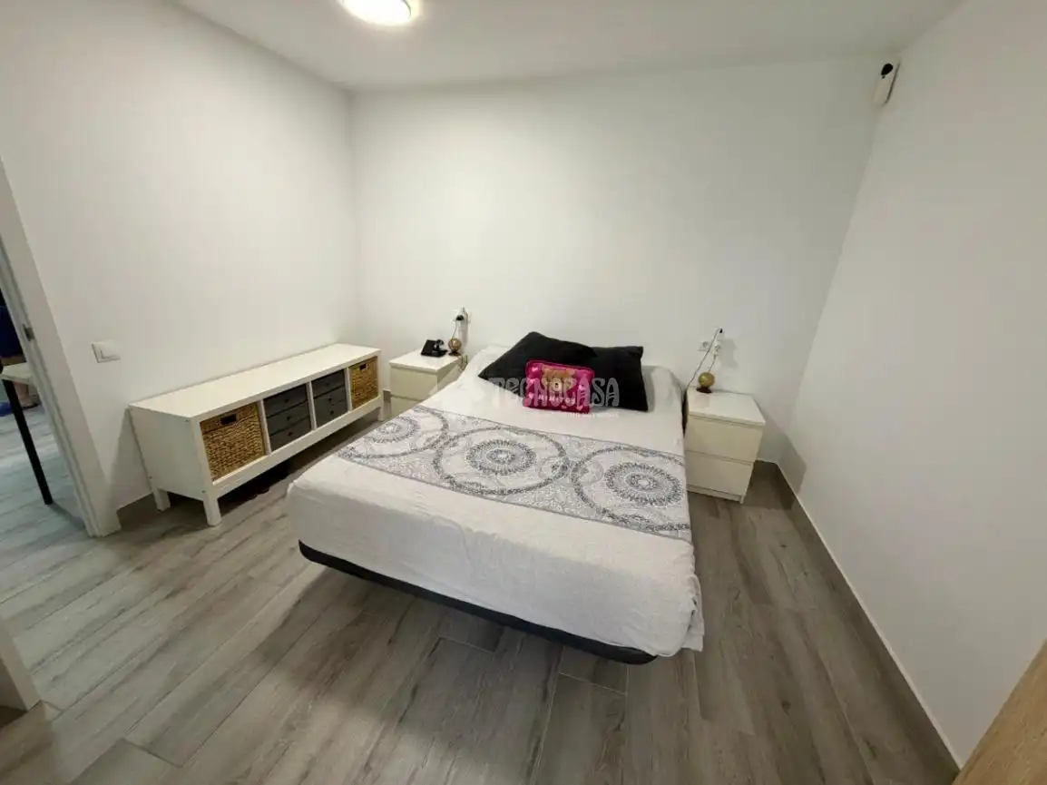 Dormitori de Pis en venda en Castelldefels amb Aire condicionat i Terrassa