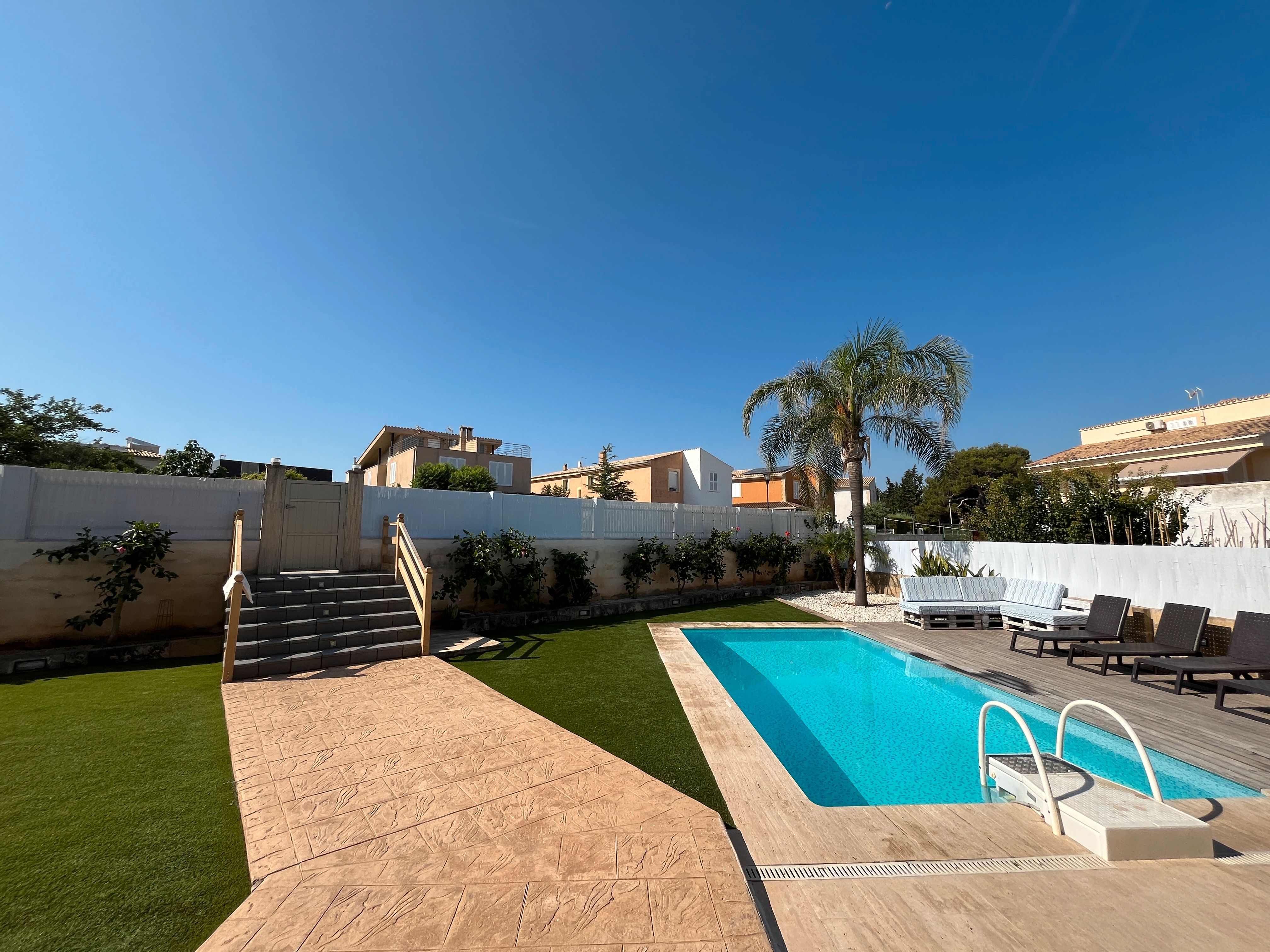 Piscina de Casa adosada de lloguer en Alcúdia amb Aire condicionat, Piscina i Moblat
