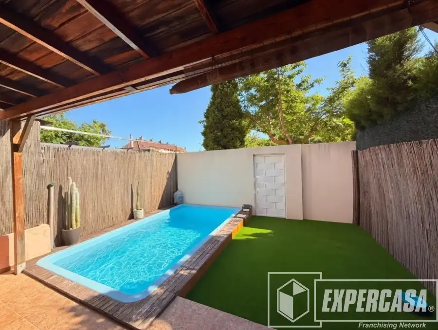 Piscina de Casa adosada en venda en Massalfassar amb Aire condicionat, Calefacció i Terrassa