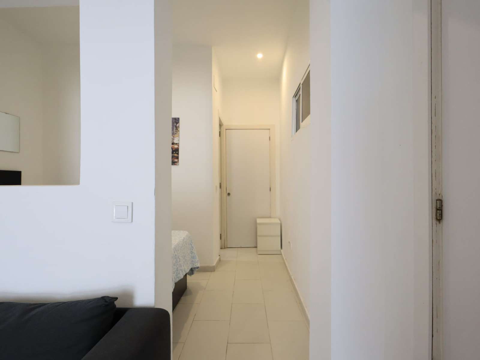Study to share in  Madrid Capital  with Air Conditioner, Heating and Terrace