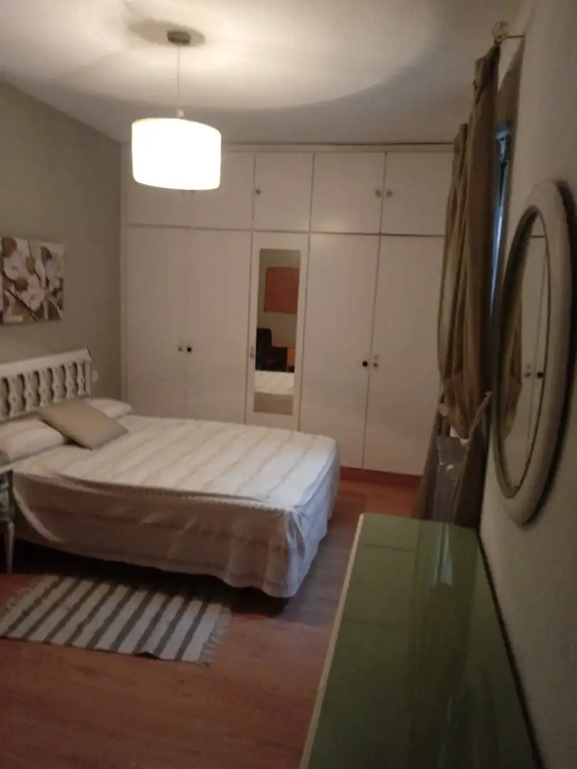 Schlafzimmer von Wohnung zur Miete in Salamanca mit Heizung, Parkett und Möbliert