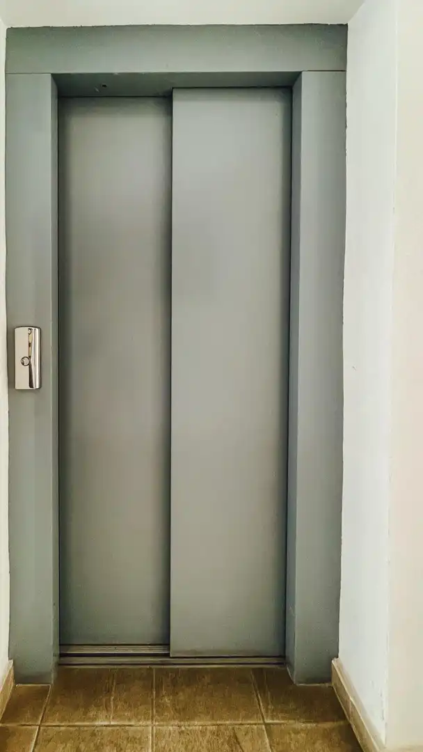 Piso en venta en Benidorm con Aire acondicionado, Terraza y Balcón
