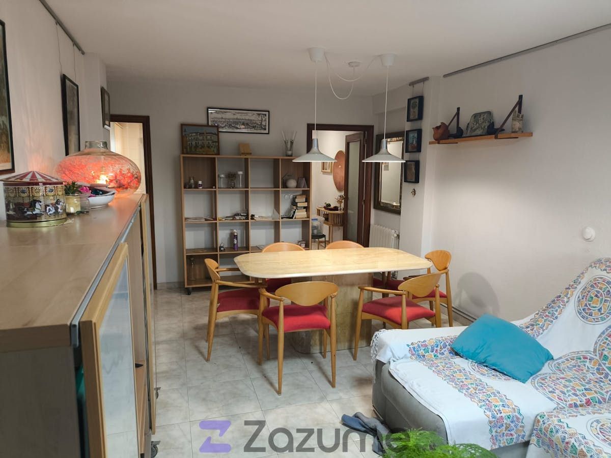 Menjador de Pis de lloguer en Alicante / Alacant amb Aire condicionat, Jardí privat i Piscina