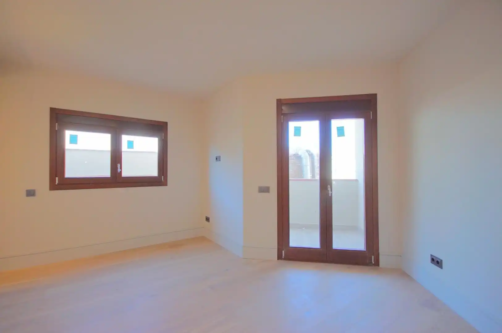 Flat for sale in Barcelona  with Air Conditioner, Heating and Parquet flooring