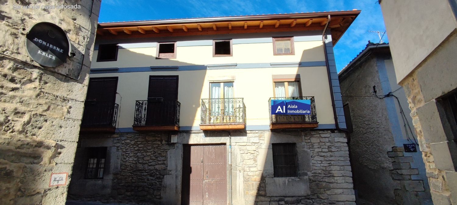 Exterior view of House or chalet for sale in Urduña / Orduña
