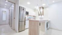 Kitchen of Flat to rent in  Madrid Capital  with Air Conditioner, Heating and Oven