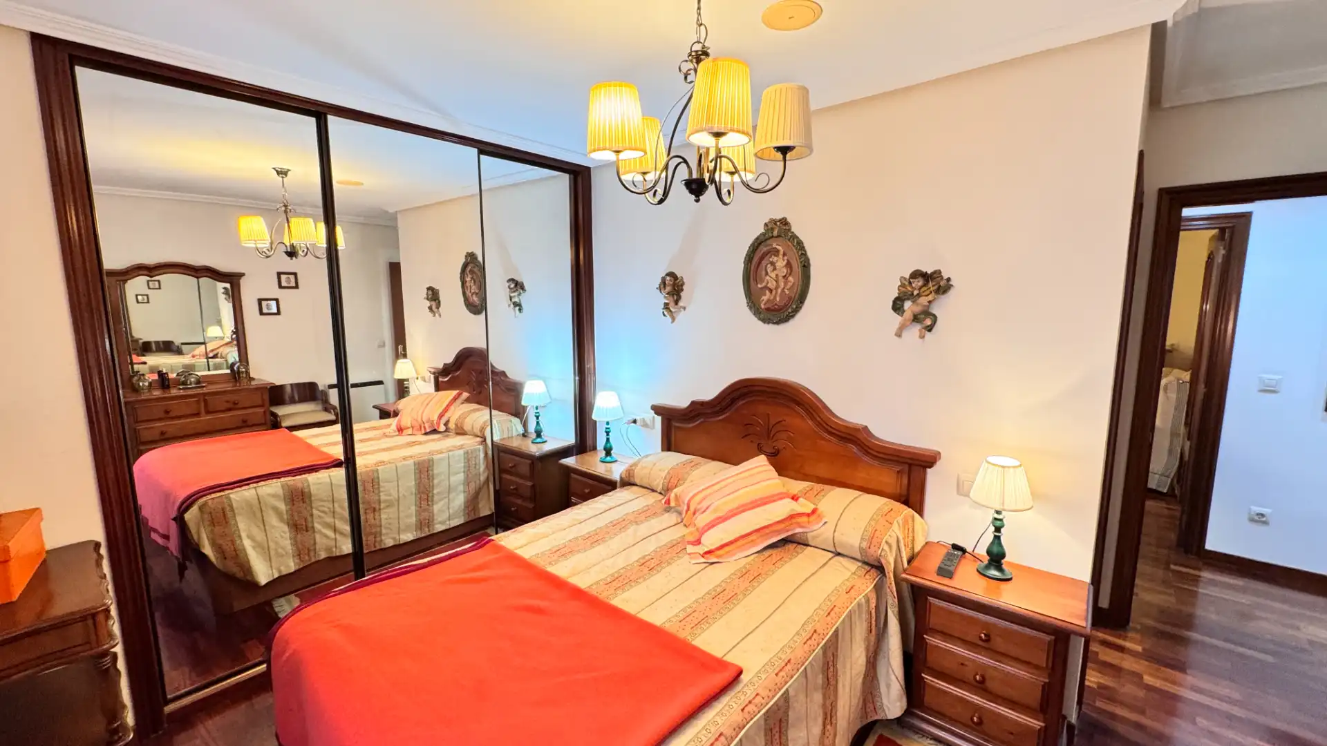 Schlafzimmer von Wohnung zum Verkauf in Arteixo mit Heizung, Parkett und Terrasse