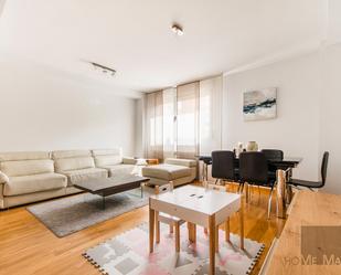 Sala d'estar de Pis en venda en  Madrid Capital amb Aire condicionat, Calefacció i Parquet
