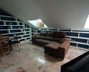 Attic to rent in José De La Peña Y Aguayo, Cabra