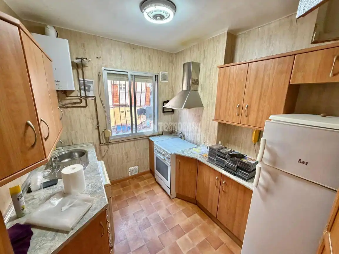 Kitchen of Flat for sale in Madrid