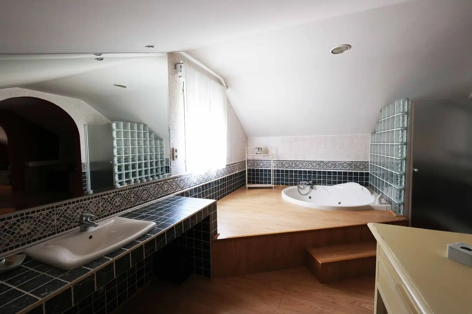 Baño de Casa o chalet en venta en Colmenarejo con Calefacción, Jardín privado y Terraza