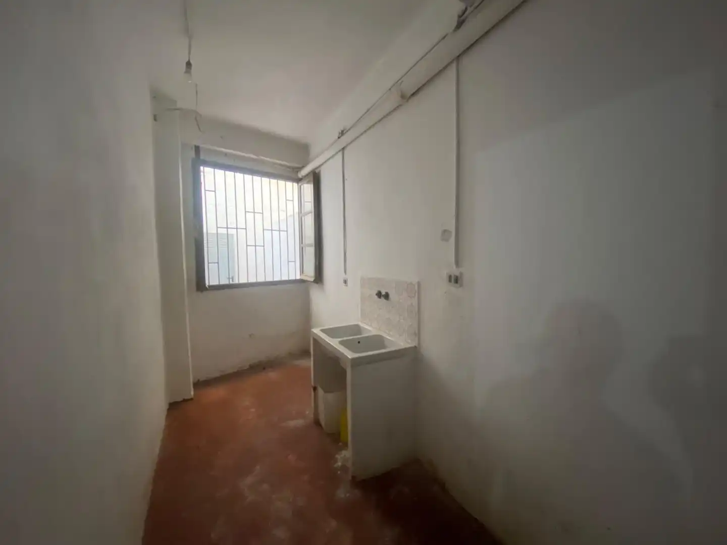 Business premises for sale in Calle Calle Pintor Ribera, imagen 3