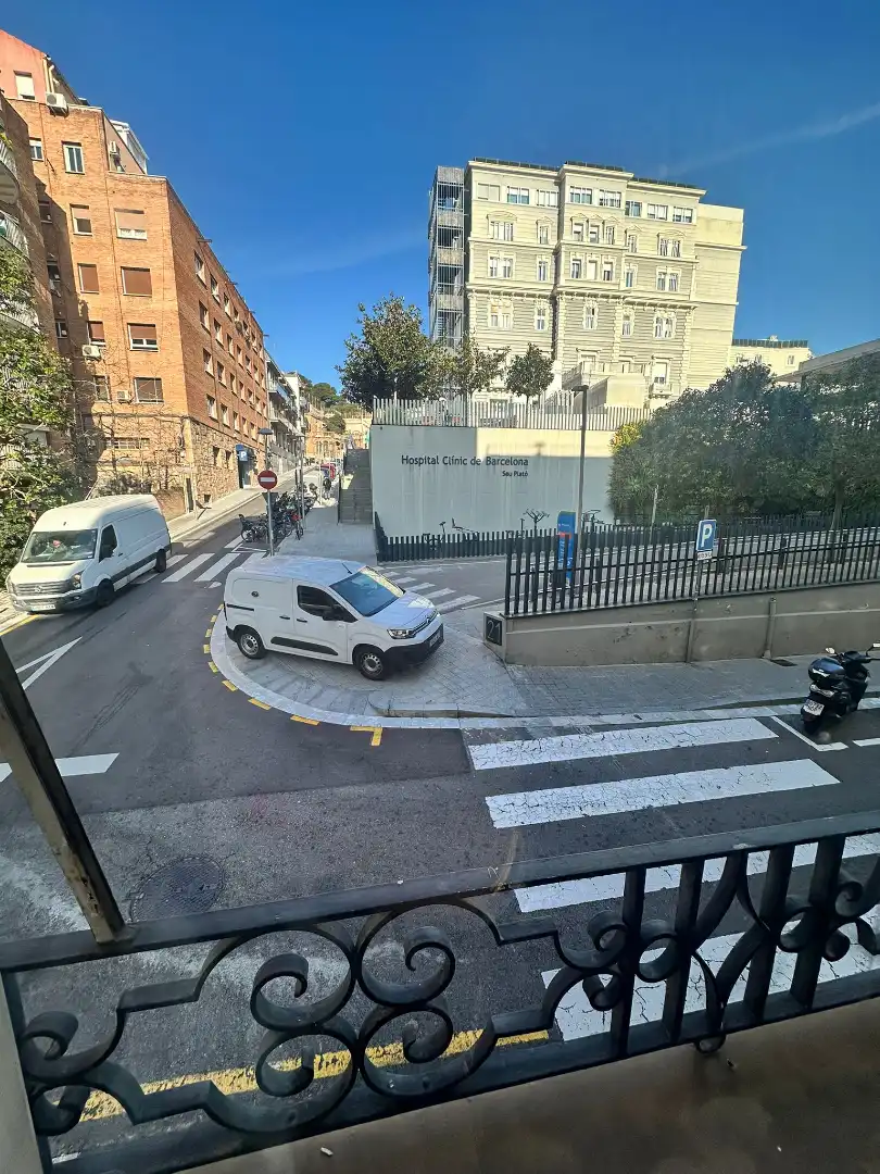 Parking de Piso de alquiler en Barcelona con Calefacción y Parquet