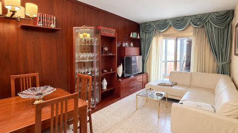 Foto 3 de Piso en venta en Centre, Cornellà de Llobregat