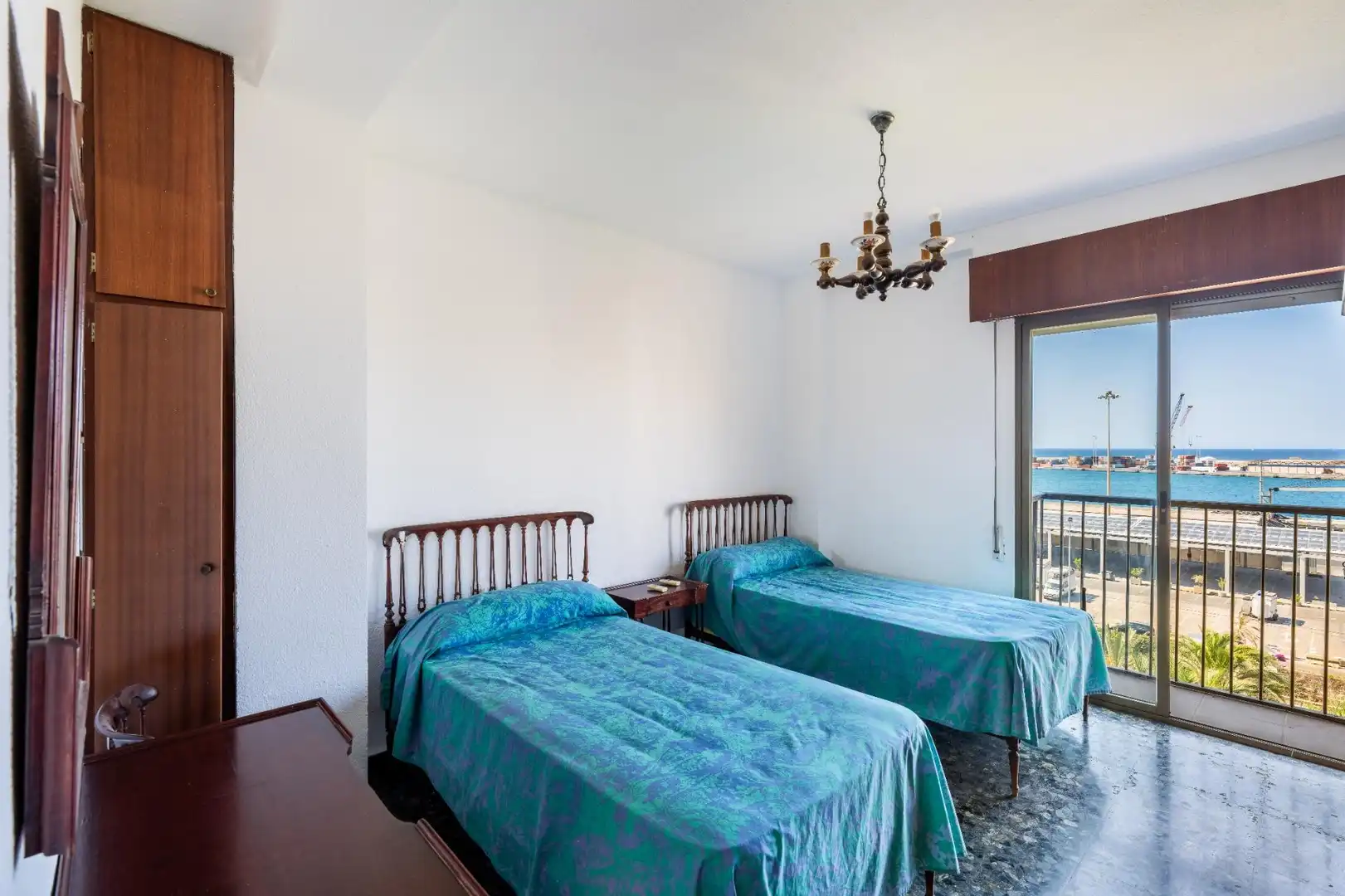Schlafzimmer von Wohnung zum Verkauf in Almería mit Klimaanlage, Heizung und Balkon