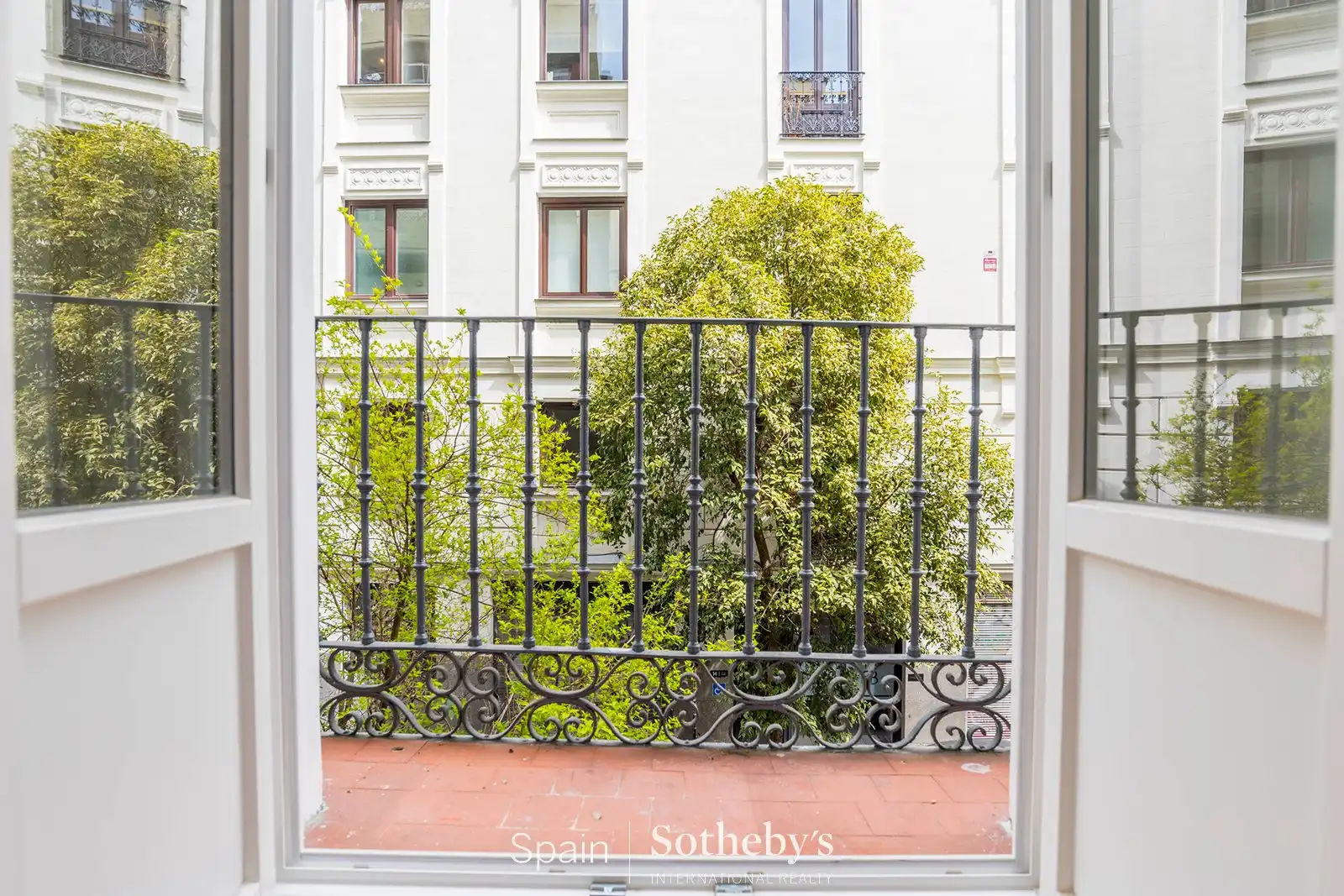 Balcony of Apartments for sale in Madrid  with Air Conditioner and Heating