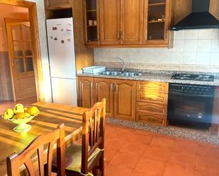 Cuina de Casa o xalet en venda en Castillejo de Iniesta amb Calefacció, Traster i Moblat