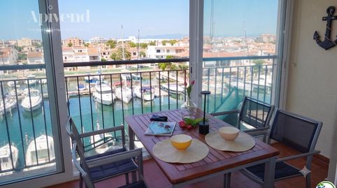 Apartamento con espectaculares vistas al canal, a 3 minutos de la playa de Empuriabrava, imatge 2