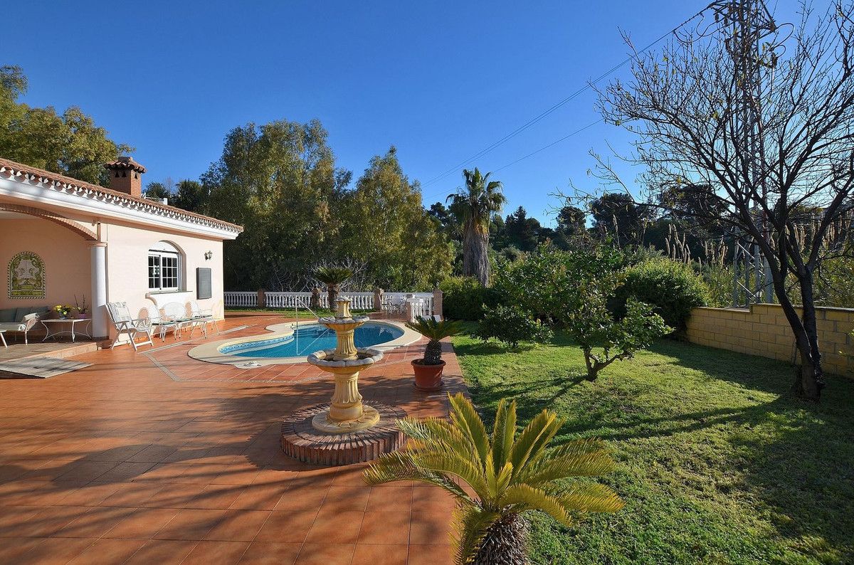 Jardí de Casa o xalet en venda en Benalmádena amb Aire condicionat, Calefacció i Jardí privat