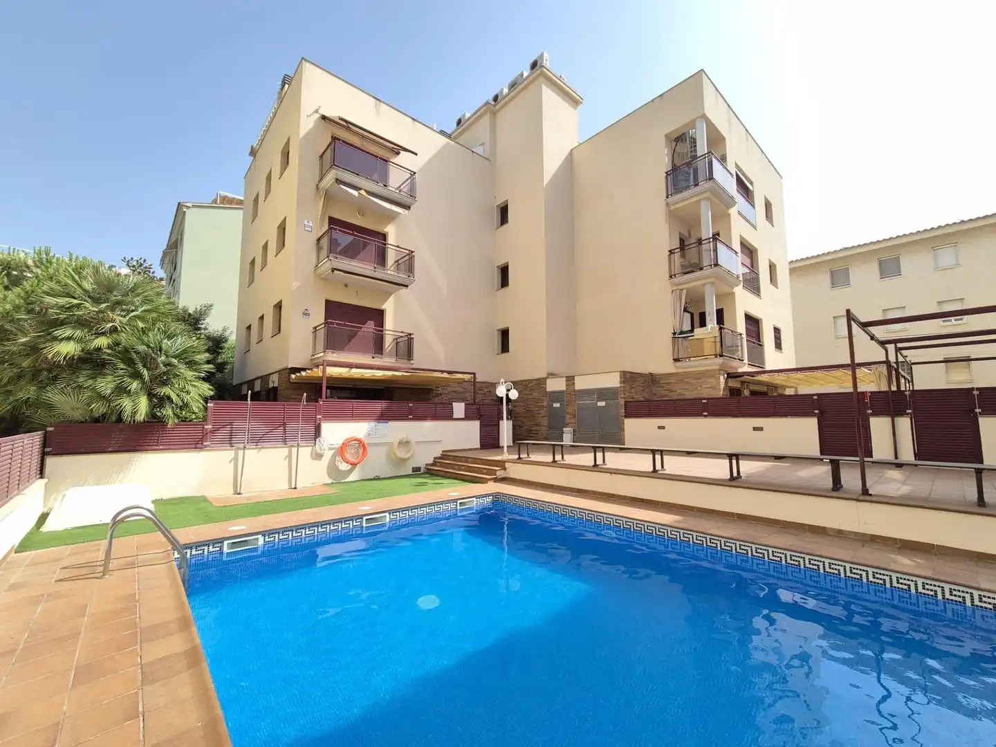 Piscina de Pis en venda en El Vendrell amb Aire condicionat, Calefacció i Terrassa