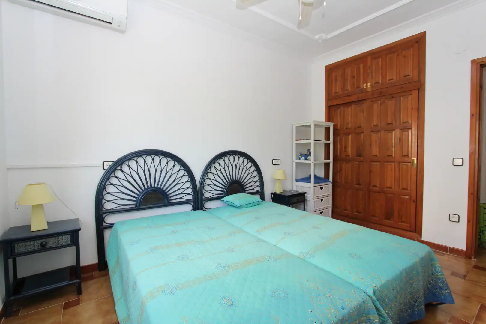 Dormitori de Casa o xalet en venda en Mont-roig del Camp amb Aire condicionat, Jardí privat i Terrassa