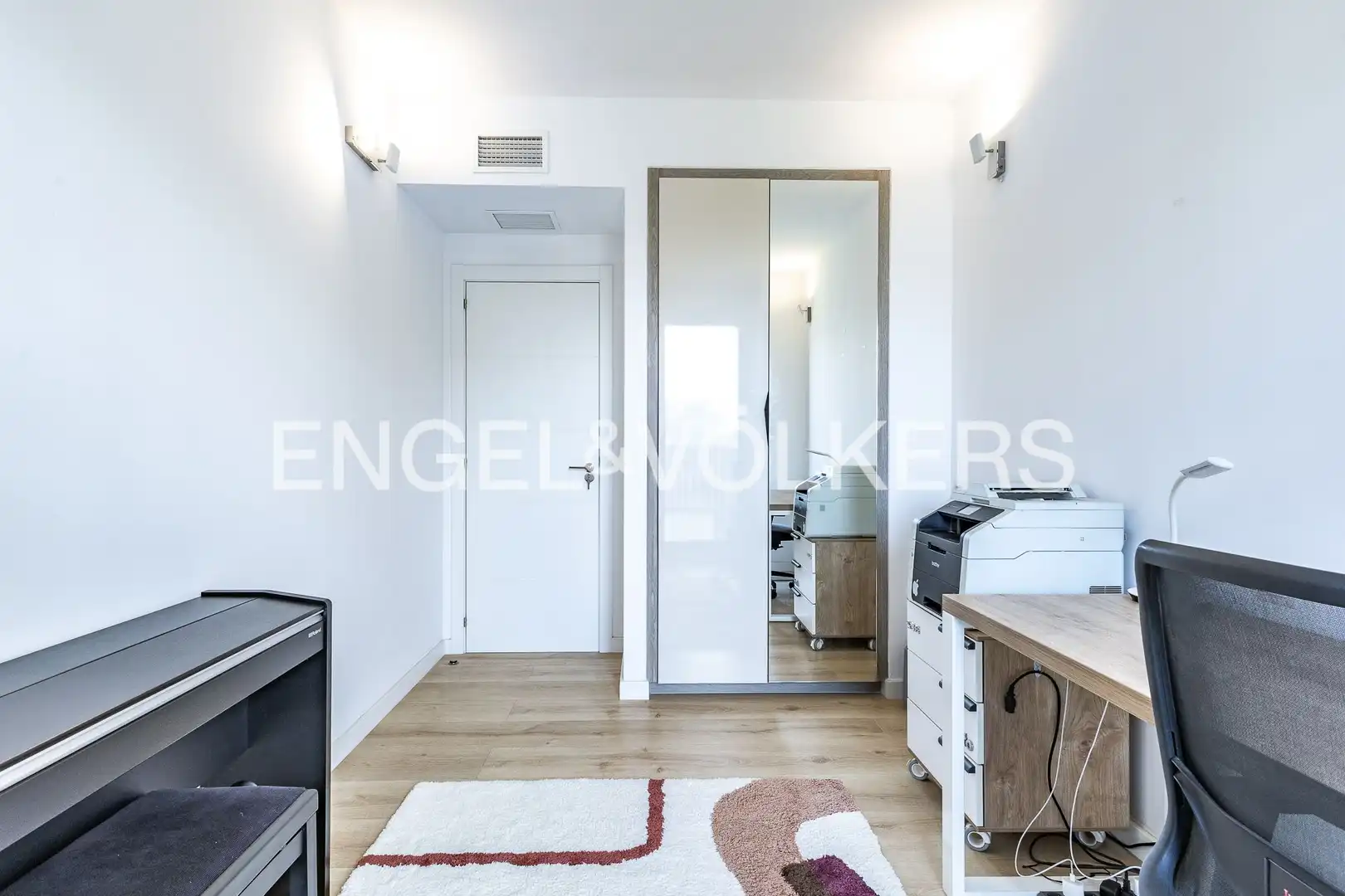 Habitación de Ático en venta en Sant Adrià de Besòs con Aire acondicionado, Calefacción y Parquet