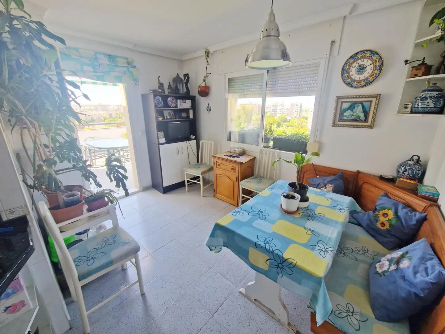 Menjador de Àtic en venda en Málaga amb Aire condicionat, Calefacció i Jardí privat