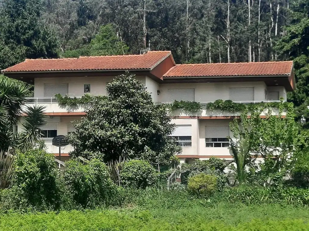 Vista exterior de Casa o chalet en venta en Vigo  con Jardín privado, Parquet y Terraza