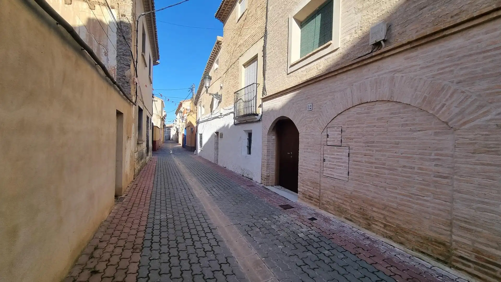 Außenansicht von Haus oder Chalet zum Verkauf in Zaragoza mit Privatgarten und Terrasse