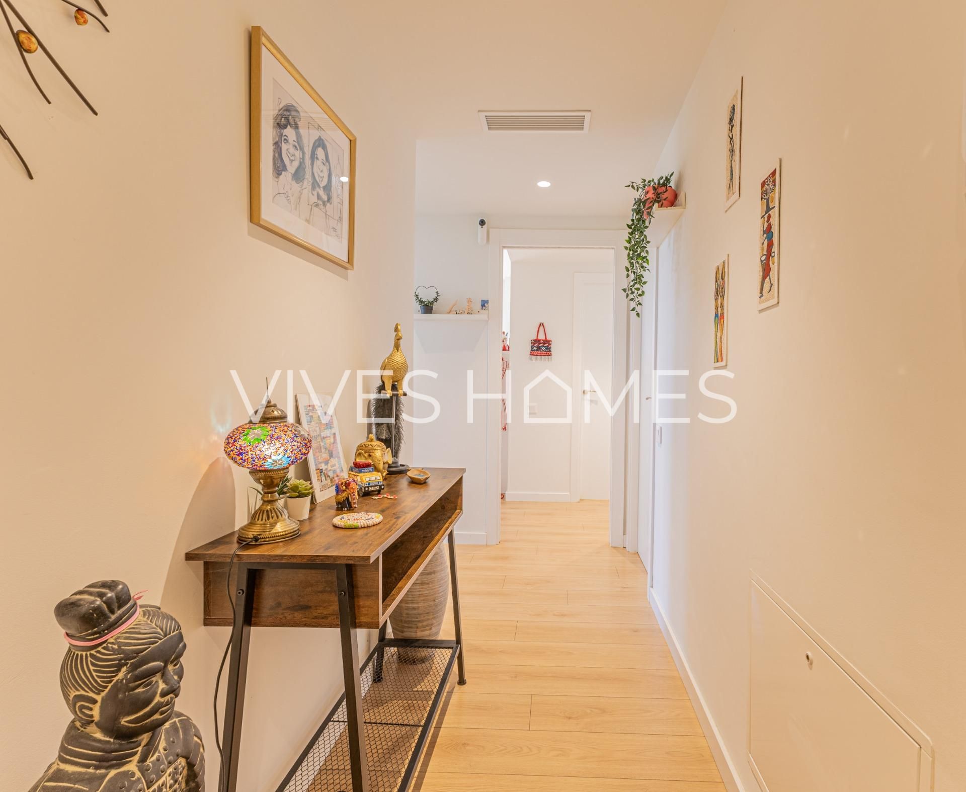 Piso en venta en Calle de Lluís Companys