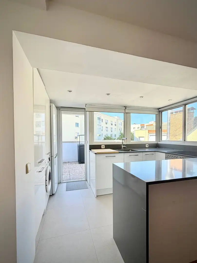 Cocina de Ático de alquiler en Madrid con Aire acondicionado, Calefacción y Terraza
