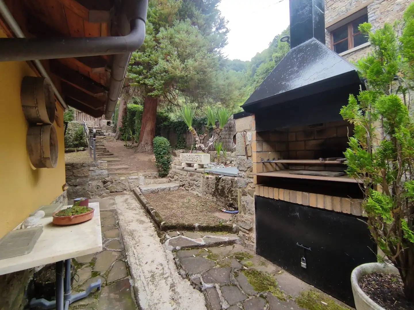 Garden of Country homes for sale in Ribes de Freser  with Heating, Private garden and Parquet flooring