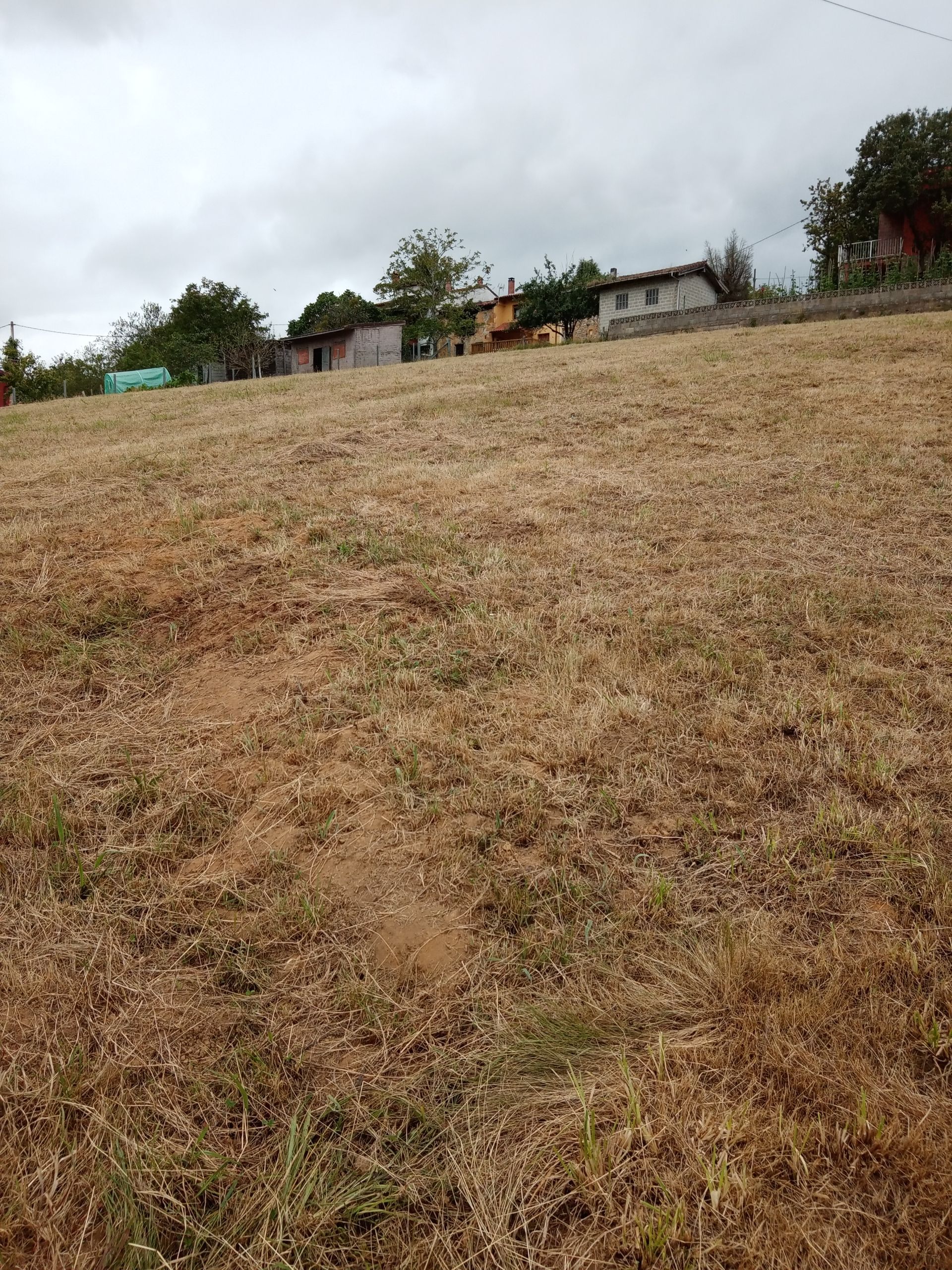 Residencial en venda en Parres