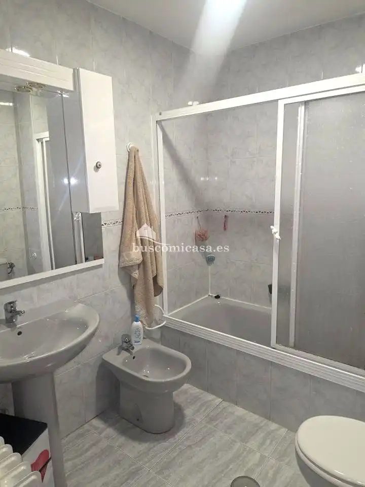 Bathroom of Flat for sale in Mancha Real  with Air Conditioner, Heating and Storage room