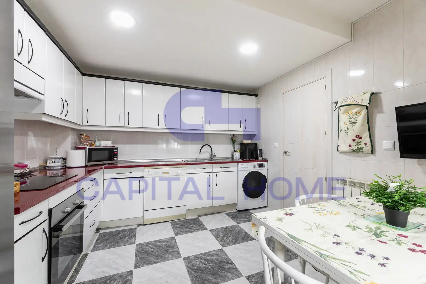 Kitchen of Houses for sale in Azuqueca de Henares  with Air Conditioner, Heating and Storage room