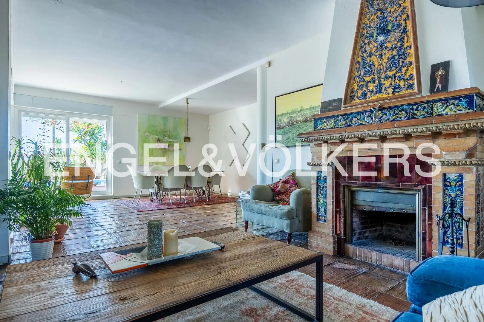 Living room of Houses for sale in Valencina de la Concepción  with Air Conditioner, Heating and Private garden
