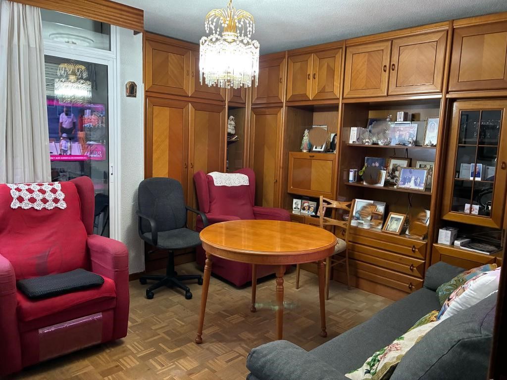 Living room of Flat for sale in  Madrid Capital  with Air Conditioner and Heating