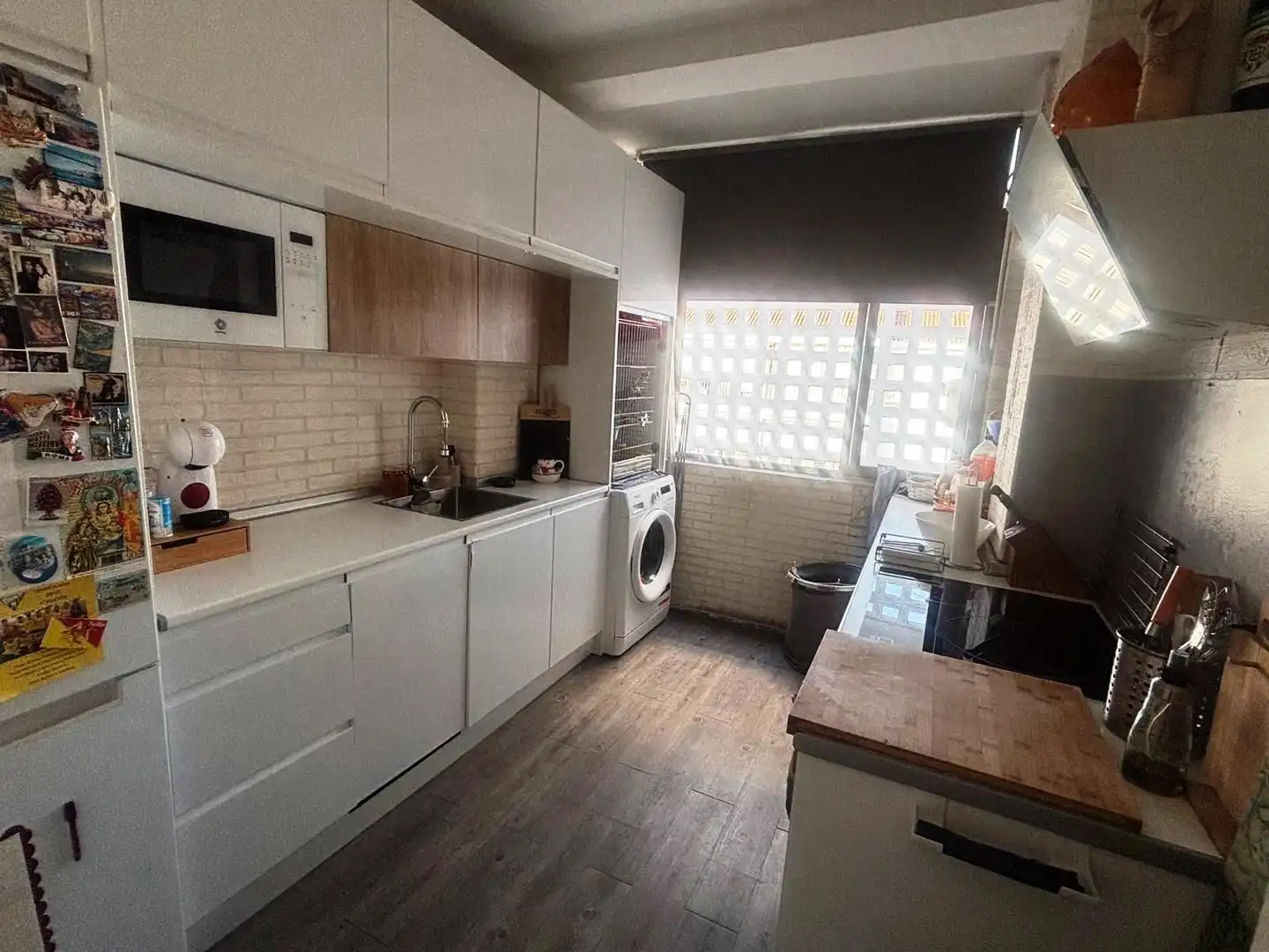 Küche von Wohnung zum Verkauf in Gines mit Klimaanlage und Gemeinschaftspool
