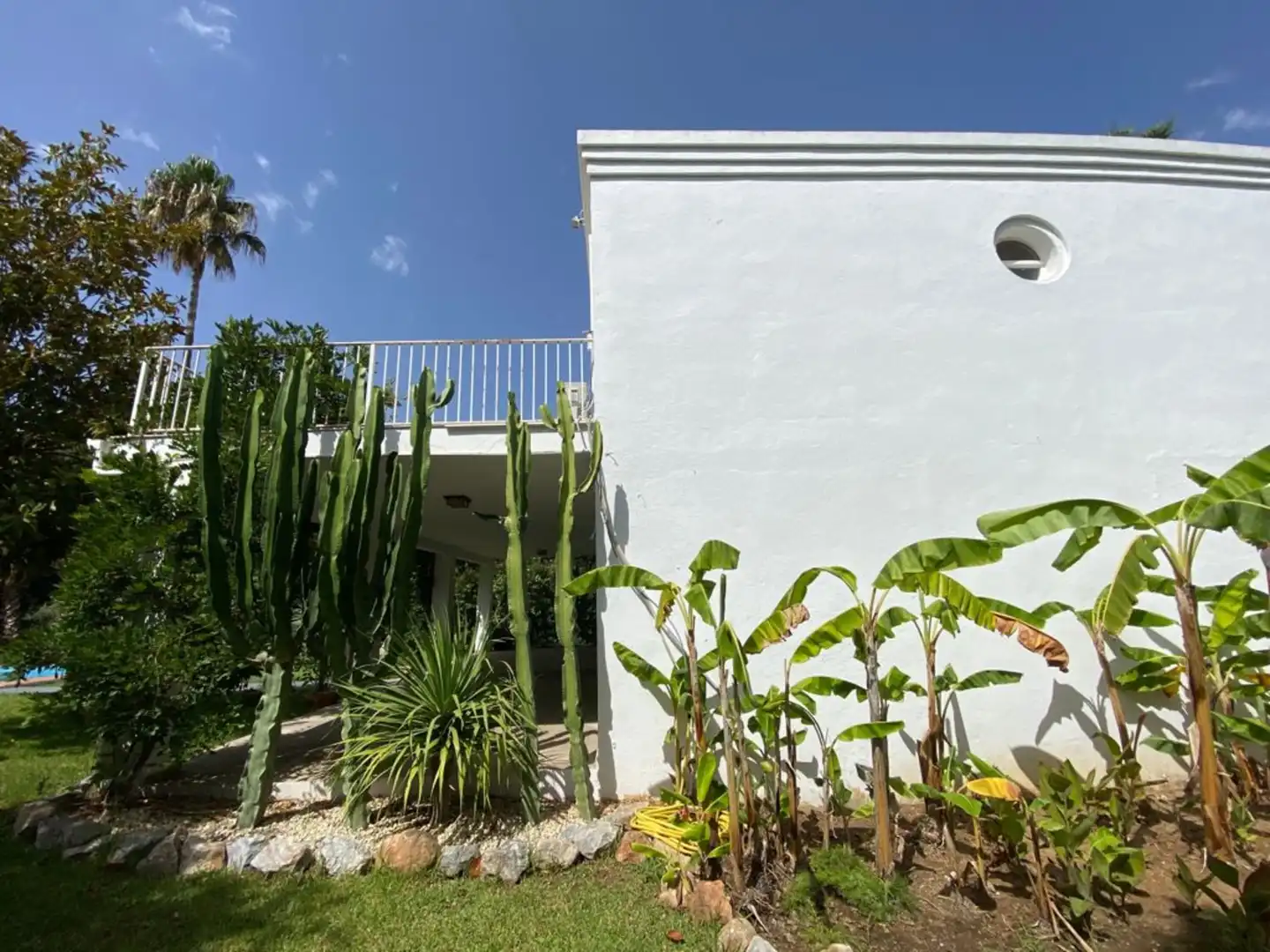Vista exterior de Casa o xalet de lloguer en Marbella