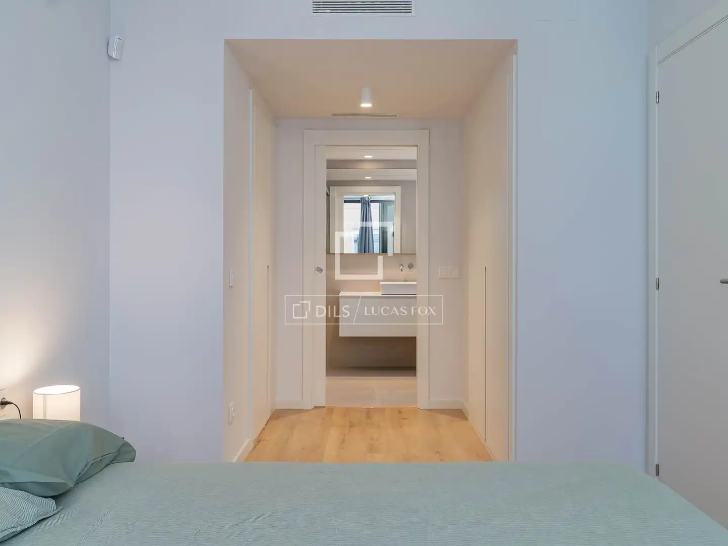 Flat for rent in Barcelona  with Air Conditioner, Parquet flooring and Furnished
