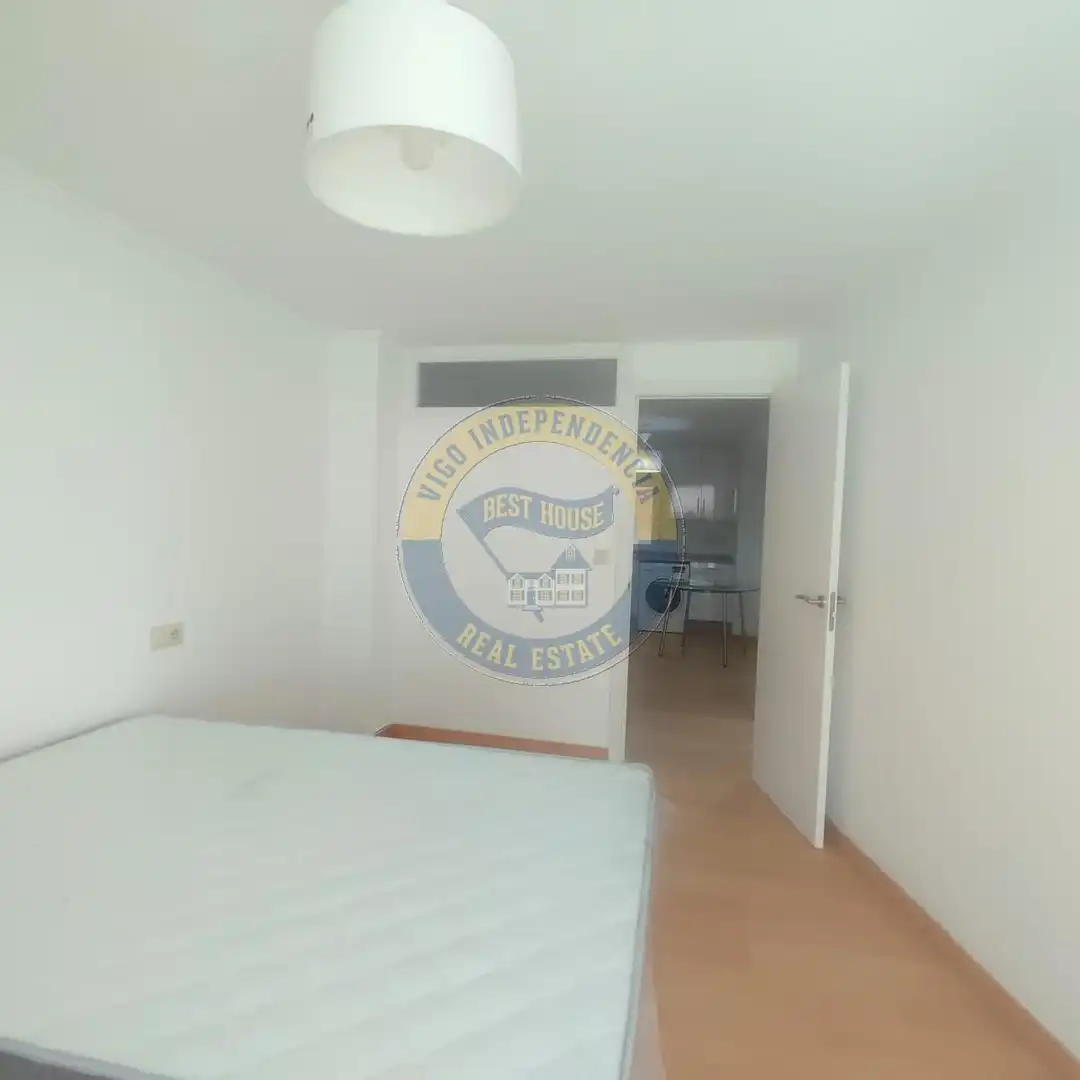 Dormitori de Apartament en venda en Vigo 