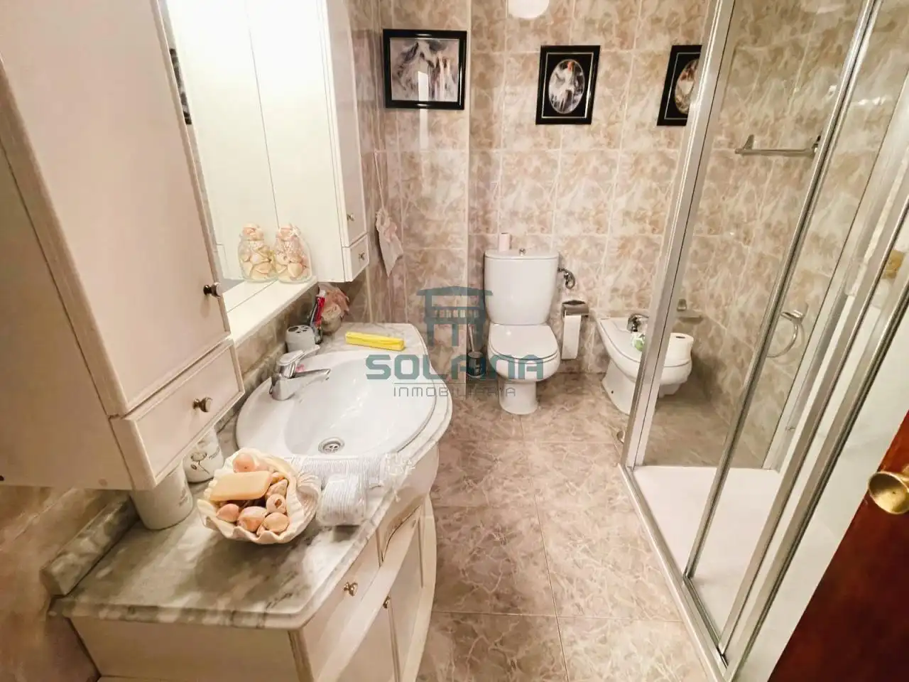 Baño de Piso en venta en Ourense Capital  con Calefacción, Parquet y Balcón