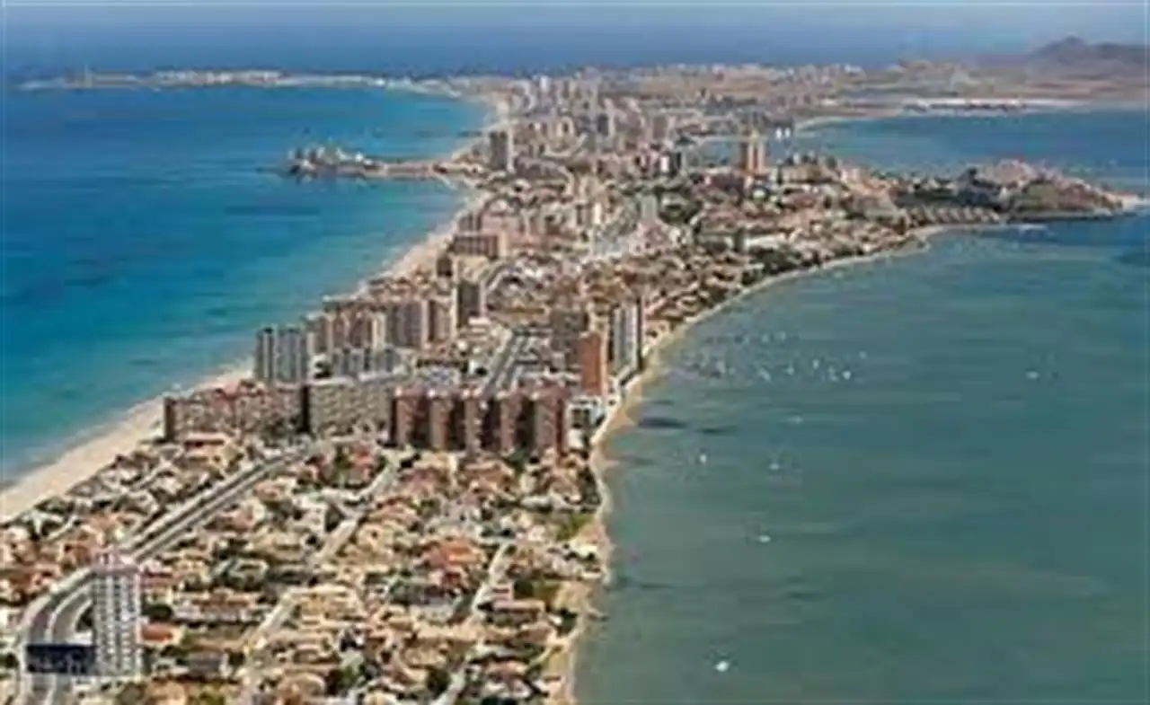 Vista exterior de Apartament en venda en Murcia