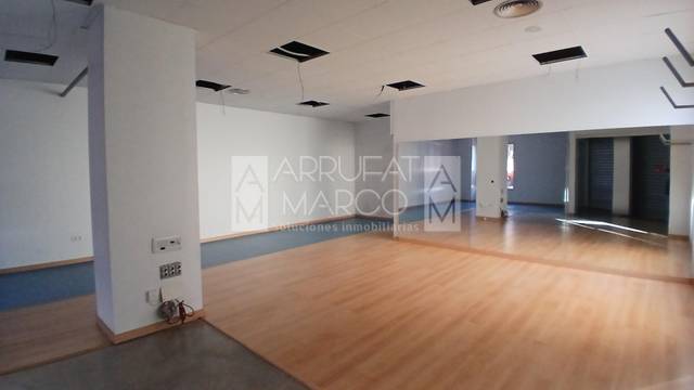Local comercial en Alquiler en Zona Avenida del Mar