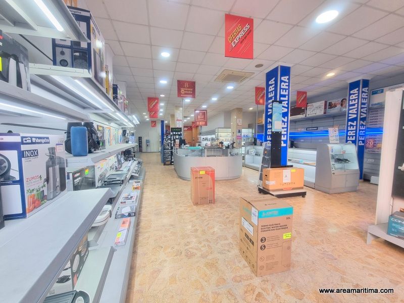 Local de lloguer en  Valencia Capital amb Aire condicionat i Moblat