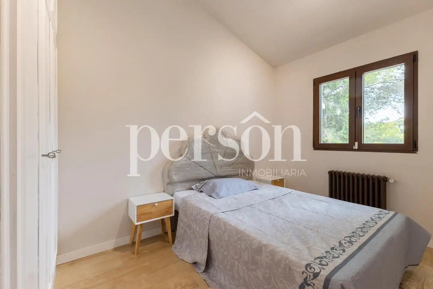 Bedroom of Houses for rent in Chiva  with Air Conditioner, Private garden and Terrace