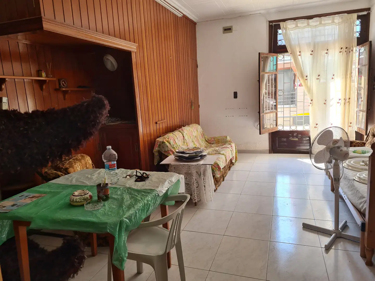 Wohnzimmer von Erdgeschoss zum Verkauf in Vinaròs mit Klimaanlage und Heizung
